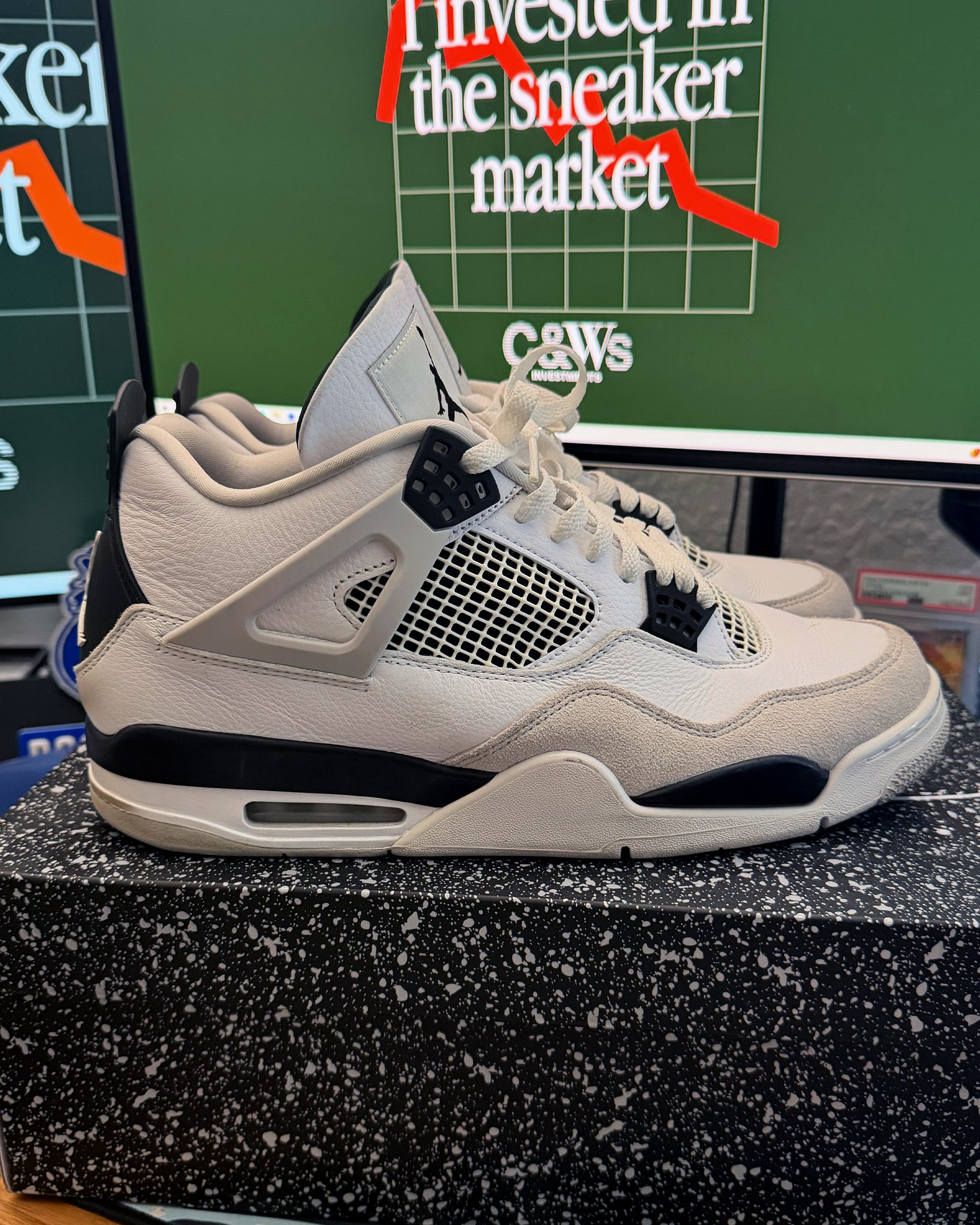 Jordan 4 Retro 'Military Black' (Used)