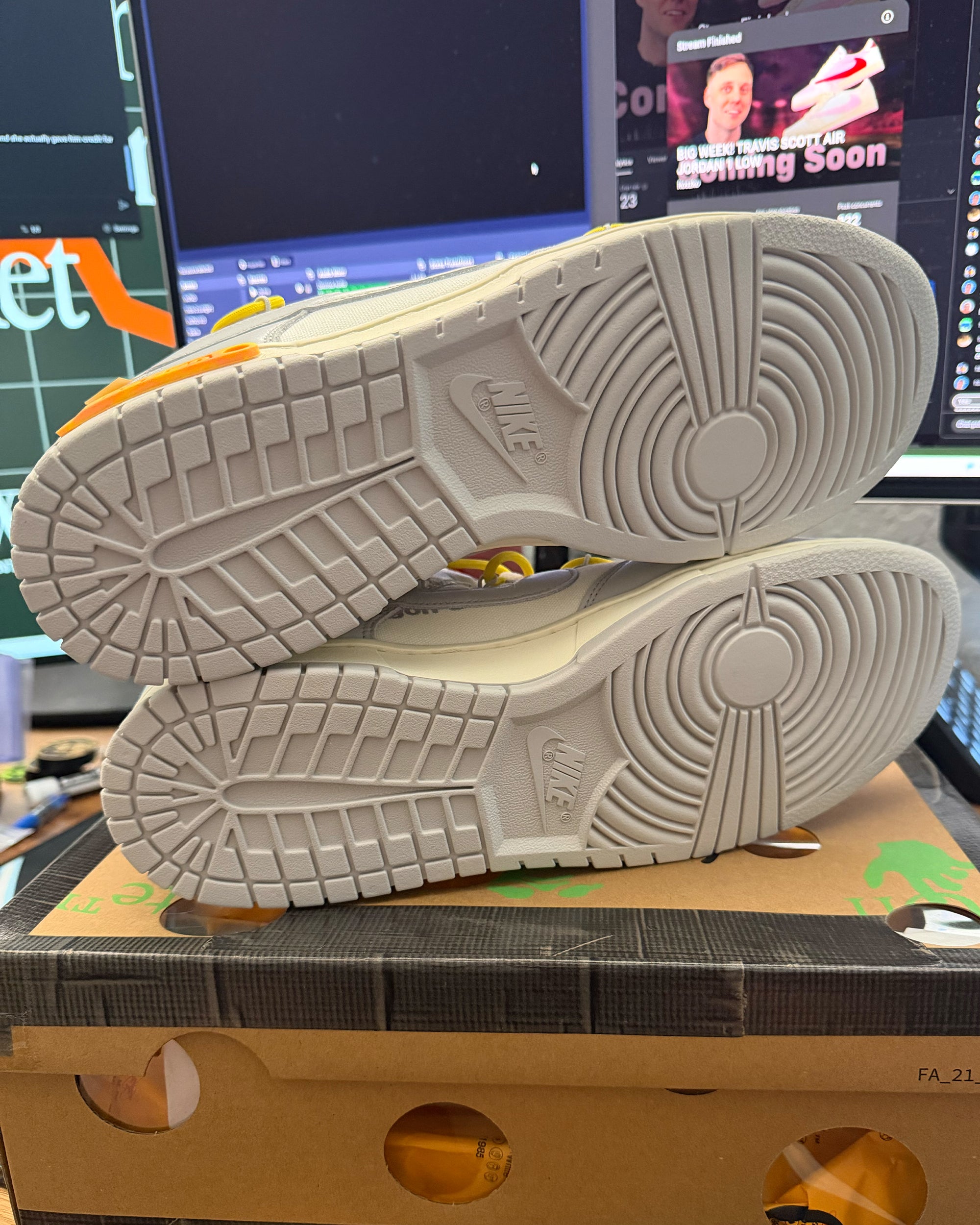 Off-White x Nike Dunk Low 'Lot 29' (Used/VNDS)